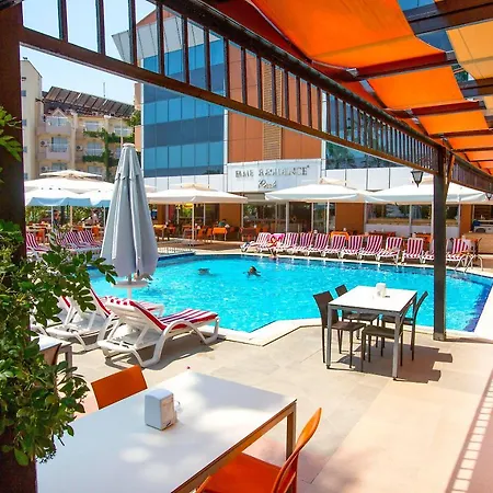 Fame & Resort 5*