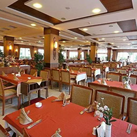Fame & Θέρετρο 5*