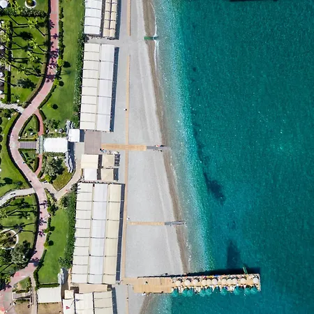 Fame & Θέρετρο