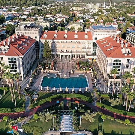 Fame & 5* Kemer
