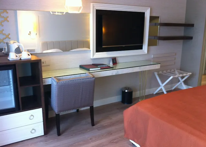 Θέρετρο Fame & Κεμέρ