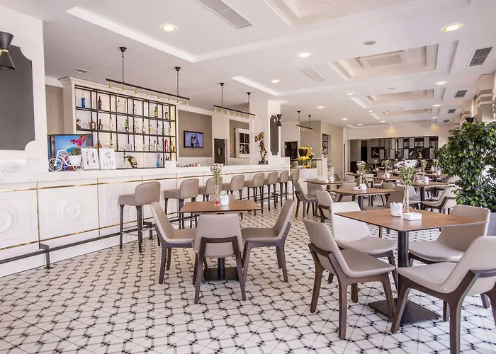 Θέρετρο Fame & 5*