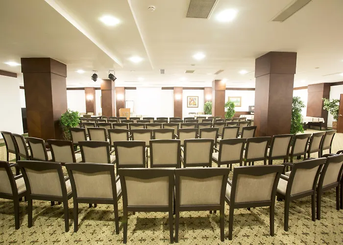 Fame & Θέρετρο 5*