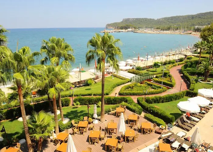 Fame & Θέρετρο 5*